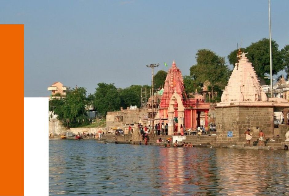 Gwalior to Orchha Taxi Booking - Heritage Tour Taxi Service